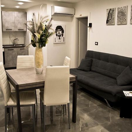 Suite Napoli Sotterranea Con Jacuzzi Exterior photo