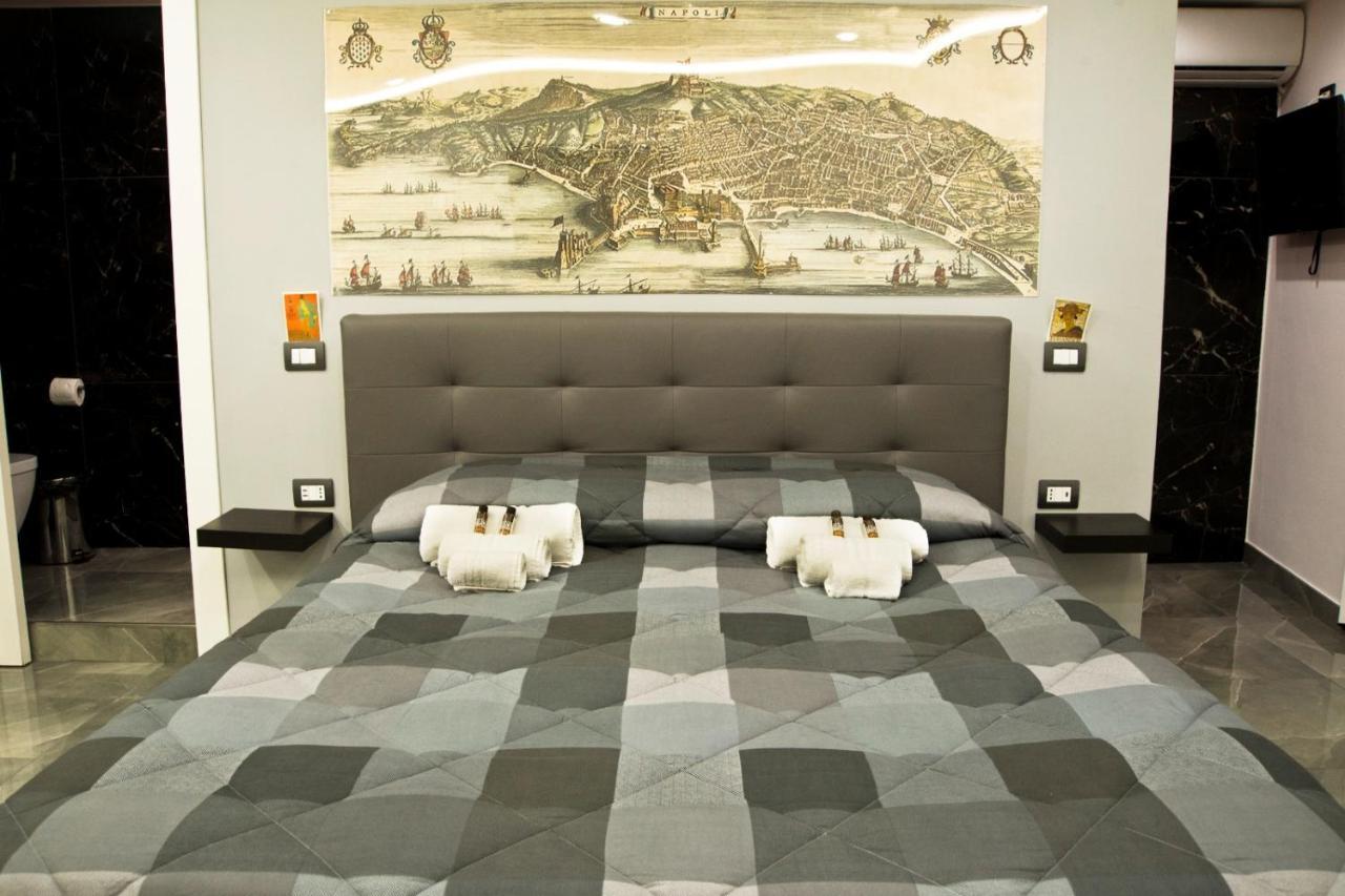 Suite Napoli Sotterranea Con Jacuzzi Exterior photo