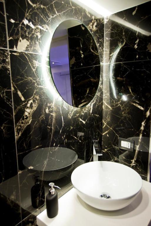 Suite Napoli Sotterranea Con Jacuzzi Exterior photo