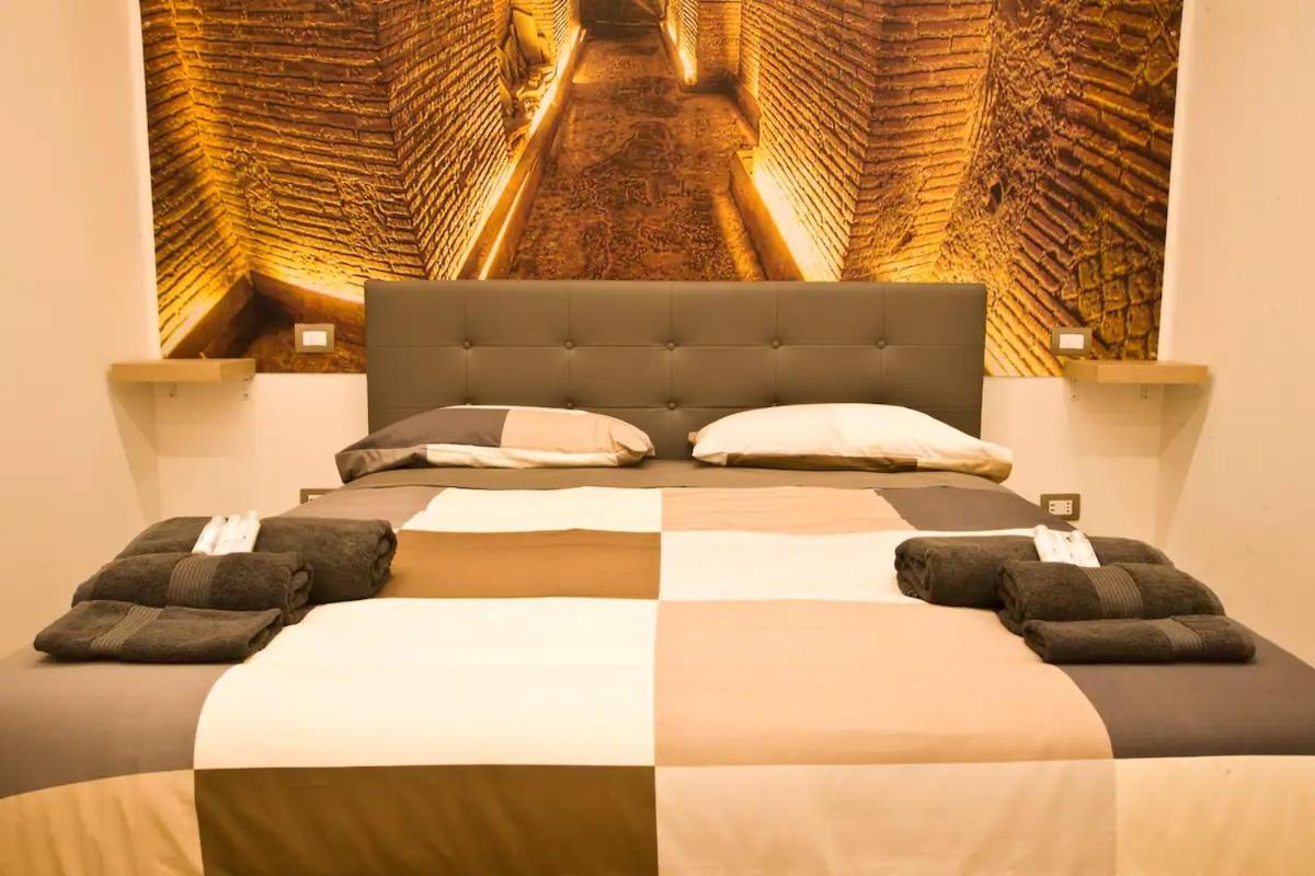 Suite Napoli Sotterranea Con Jacuzzi Exterior photo